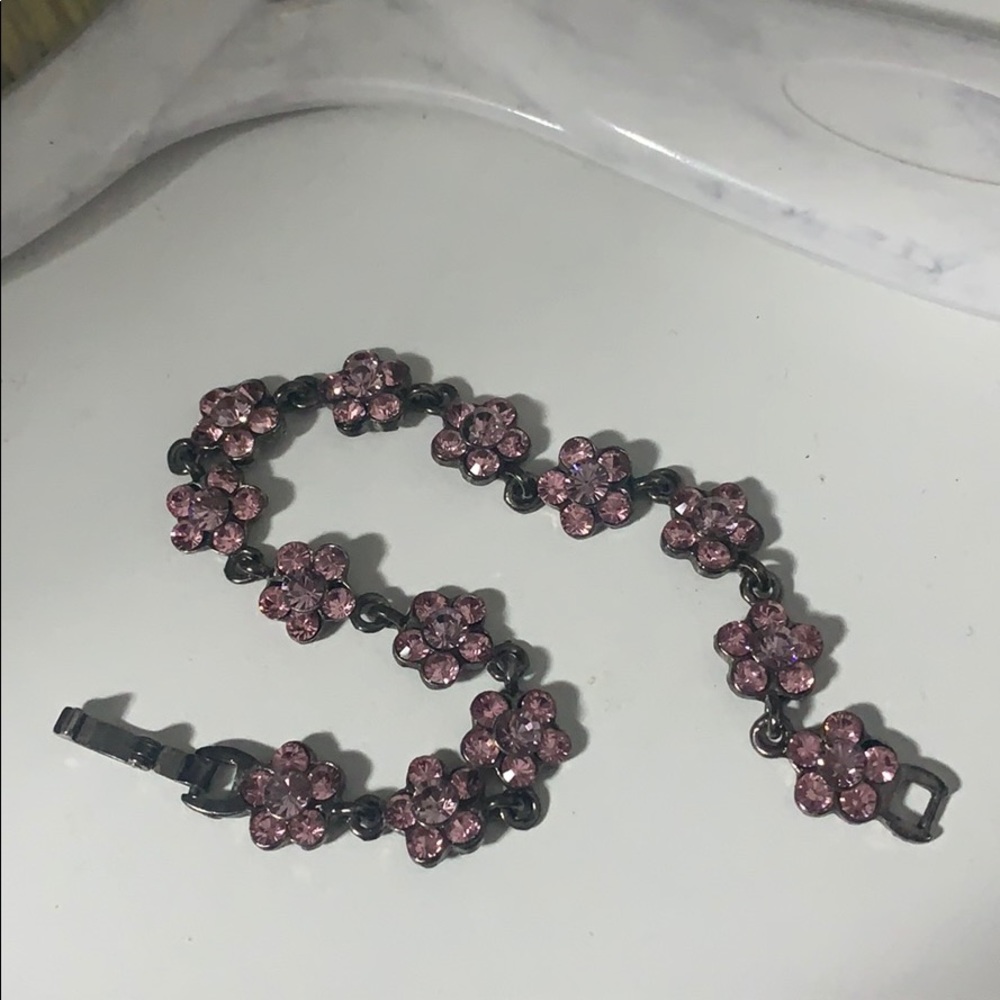 Pink jewel bracelet